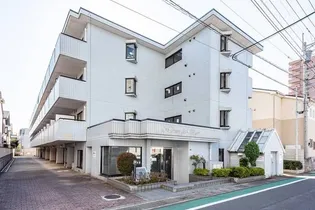 メゾン・ド・ヴァルセ【3階】の外観