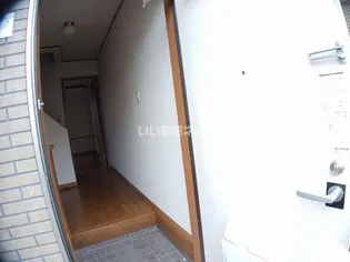 メゾネットヒルの玄関