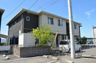 マレンドール【2階】の外観