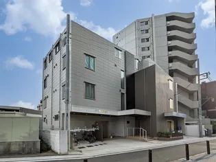 セフィロトの樹【3階】の外観