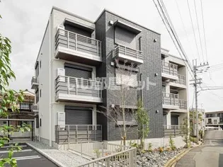 シャーメゾン リバー【1階】の外観