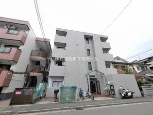 アパートメント摂津の画像