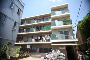 マカッサルマンション【3階】の外観