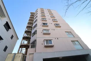 アルコV【8階】の外観