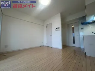 S-FORT津新町【7階】の居間