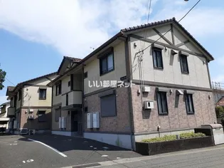 ロイヤルガーデン高萩 A・B【2階】の外観