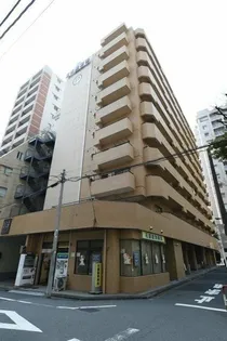 ライオンズマンション新宿東公園【3階】の外観