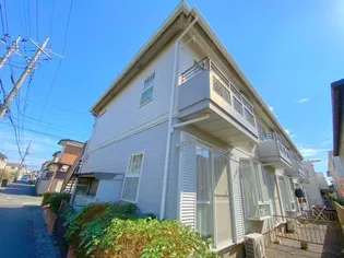 パールハイツ【1階】の外観