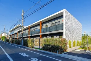 アジールコート都立大学【3階】の外観