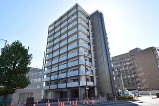 岡山県岡山市北区国体町【マンション】の外観