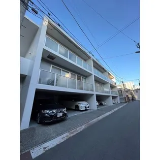 東京都中野区本町4【マンション】の外観