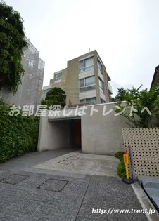 ルシヤージュ神宮前【3階】の外観