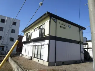 サンパレス東山 C【1階】の外観