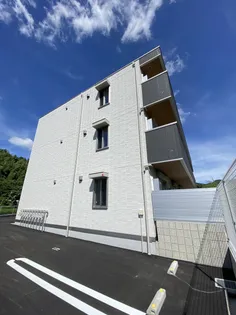 広島県広島市安佐南区伴中央1【アパート】の外観