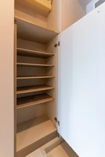 バウスクロス仙台宮町【2階】の玄関