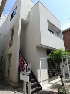 ハミングバード【2階】の外観