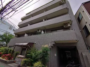 ロジェメント三軒茶屋【2階】の外観