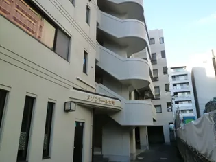 メゾンドール大町【4階】の外観