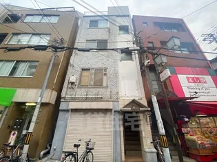クボタビルの画像