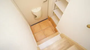 バスティード海山道【2階】の玄関