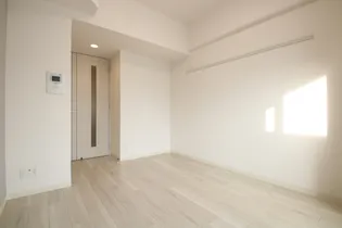 エステムコート名古屋グロース【7階】の居間