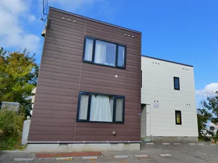 ローズヒルIII【2階】の外観