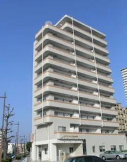 岡山県岡山市北区国体町【マンション】の外観