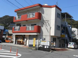 吉野ビル【3階】の外観