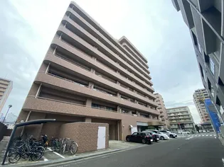 スパシアス榴ヶ岡公園【4階】の外観