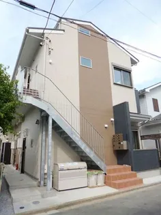 神奈川県横浜市鶴見区下末吉5【アパート】の外観