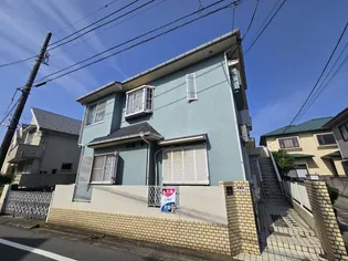 シャレ-ヌ【1階】の外観