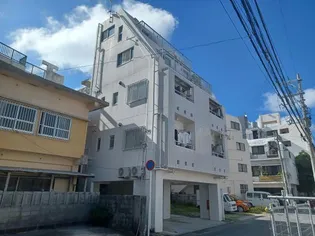 沖縄県那覇市字大道【マンション】の外観