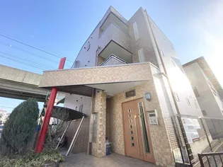 コル・レケンス【3階】の外観