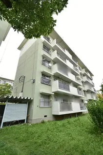 UR鶴山台【3階】の外観