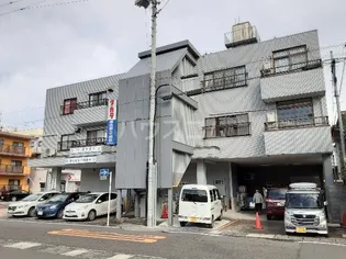 鈴木ビル【2階】の外観