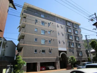 クレアフジモトの画像