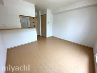 ラッフィナート【2階】の内装