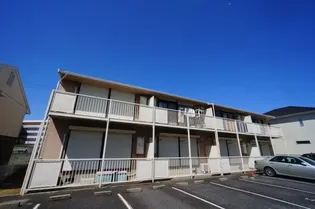 ラークヒルズA【1階】の外観