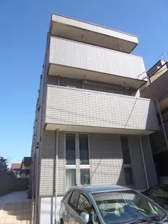 ミリュドゥ夏目坂【1階】の外観