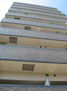 アンプルールベトン ラ プティールの画像