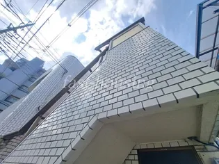 ホワイトハイム【2階】の外観