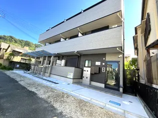 大阪府四條畷市南野1【アパート】の外観