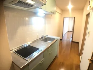 ブロッサムガーデン利平治【1階】のキッチン