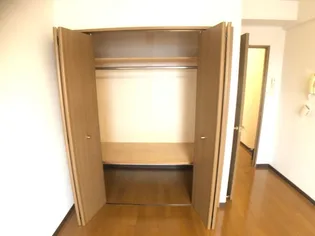 ブロッサムガーデン利平治【1階】の内装