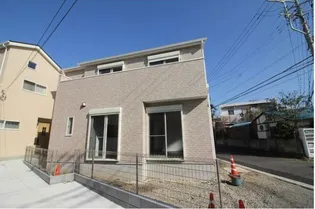 神奈川県藤沢市本鵠沼4【一戸建】の外観