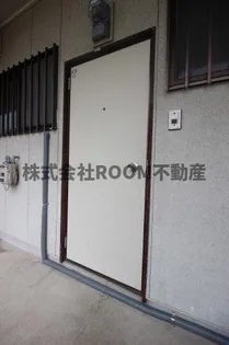 堀コーポ【2階】の玄関