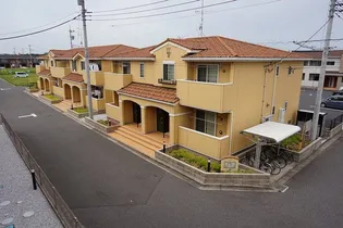 オ・ソレイユD【2階】の外観