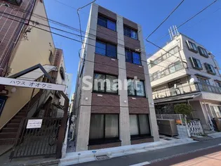 東京都中野区新井4【マンション】の外観