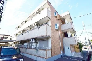 ヴィラ ウィステリア【3階】の外観