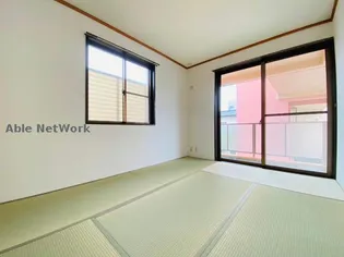 ロイヤルコーポNAKANO【2階】の内装